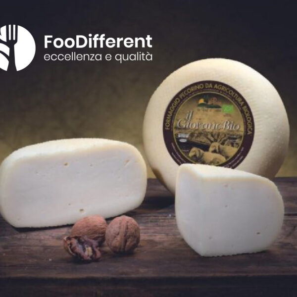 PECORINO BIOLOGICO FRESCO intero da 1,6 kg azienda agricola Il Poggio
